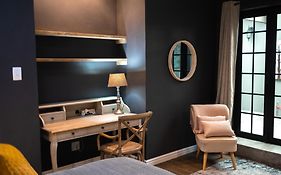 City Scape Nest Suites Unit 1